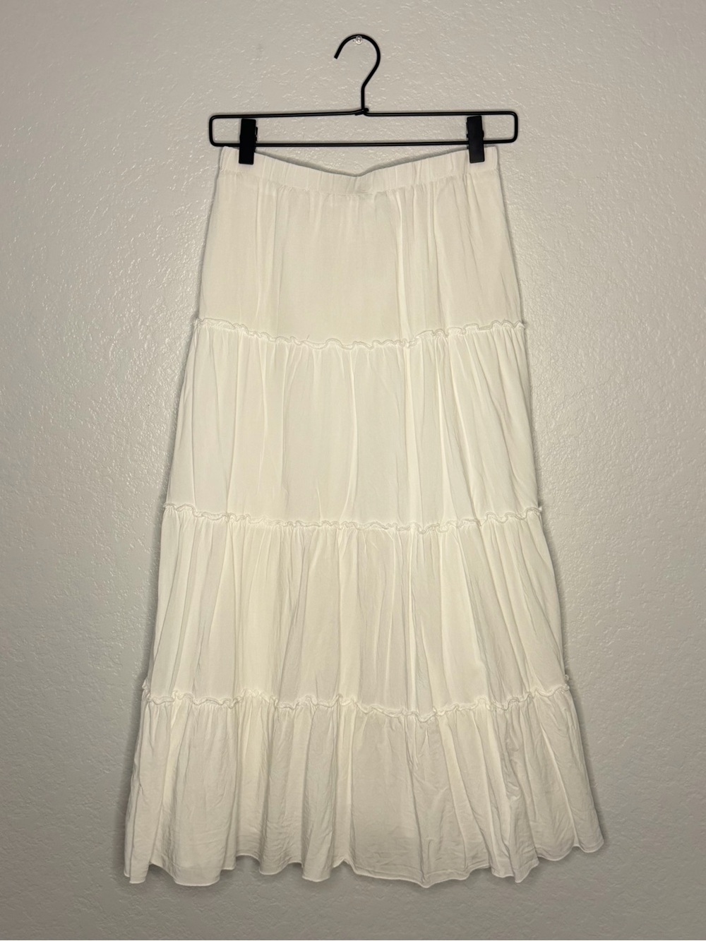 Women’s Tiered White Maxi Skirt - OS